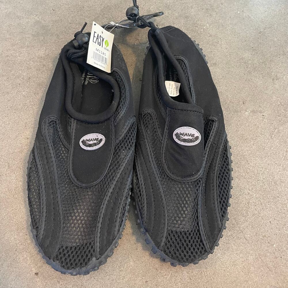Wave Easy Black Nylon water shoes mens size 12 swim outdoor shoes NEW